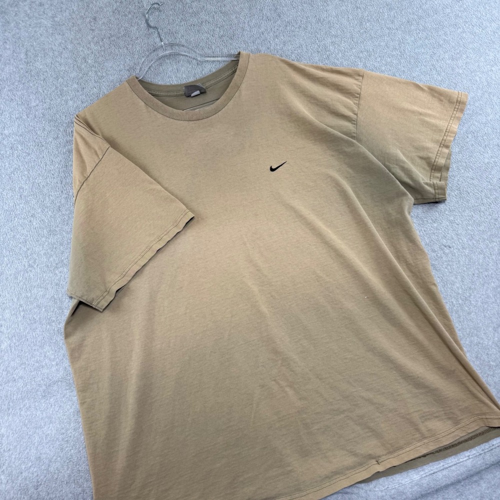 Nike T-Shirt Mens #XL Tan Short Sleeve Embroidered Swoosh Logo Cotton Y2K